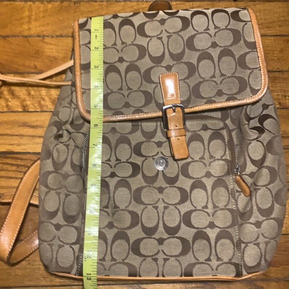 Signature coach Backpack with cell phone case - Picture 11 of 13